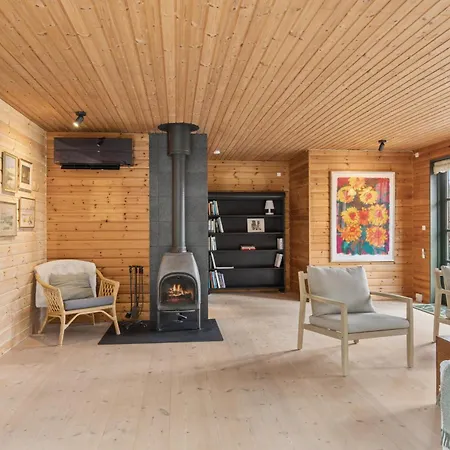 Forest Retreat With Sauna Nearby * Højby