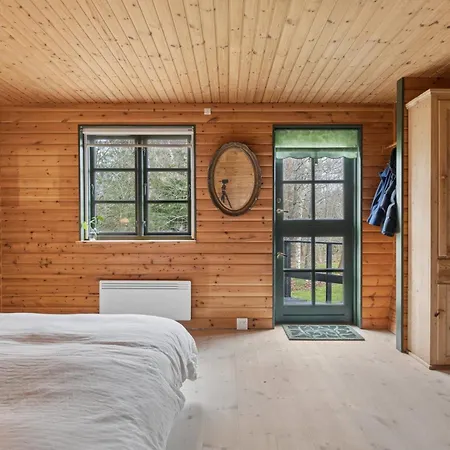 Forest Retreat With Sauna Nearby * Højby