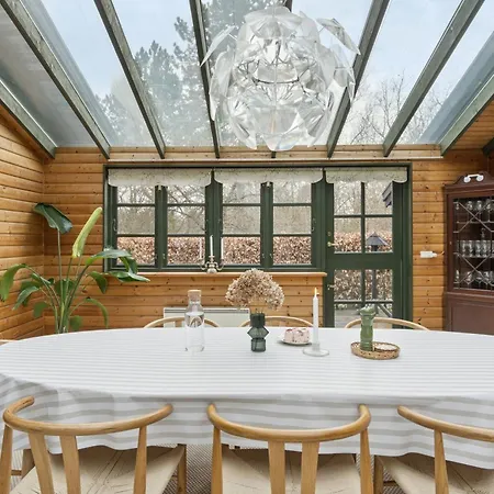Forest Retreat With Sauna Nearby *