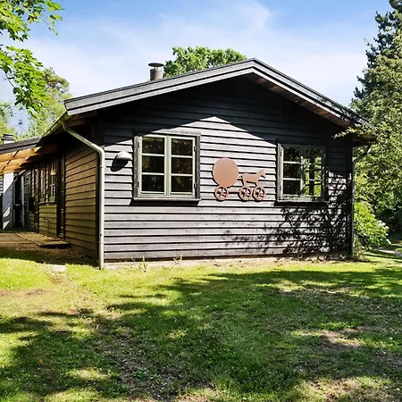 Forest Retreat With Sauna Nearby Højby