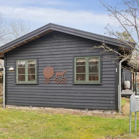 Forest Retreat With Sauna Nearby *
