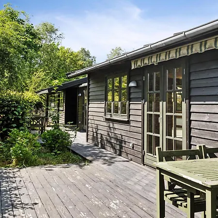 Forest Retreat With Sauna Nearby